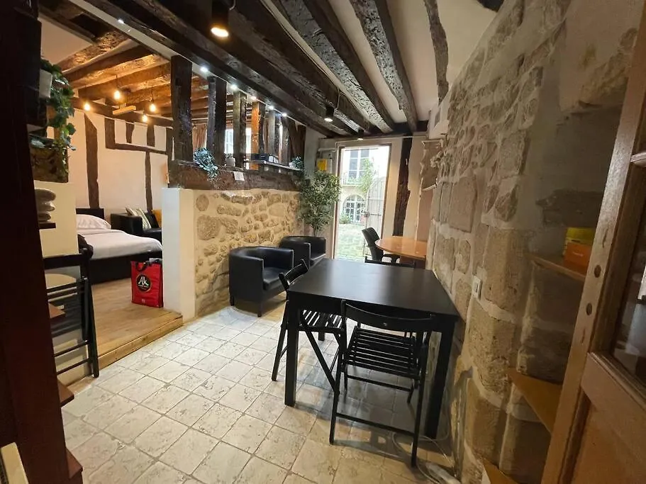 Charming Apt Rue St Andre Des Arts Paris 0*,
