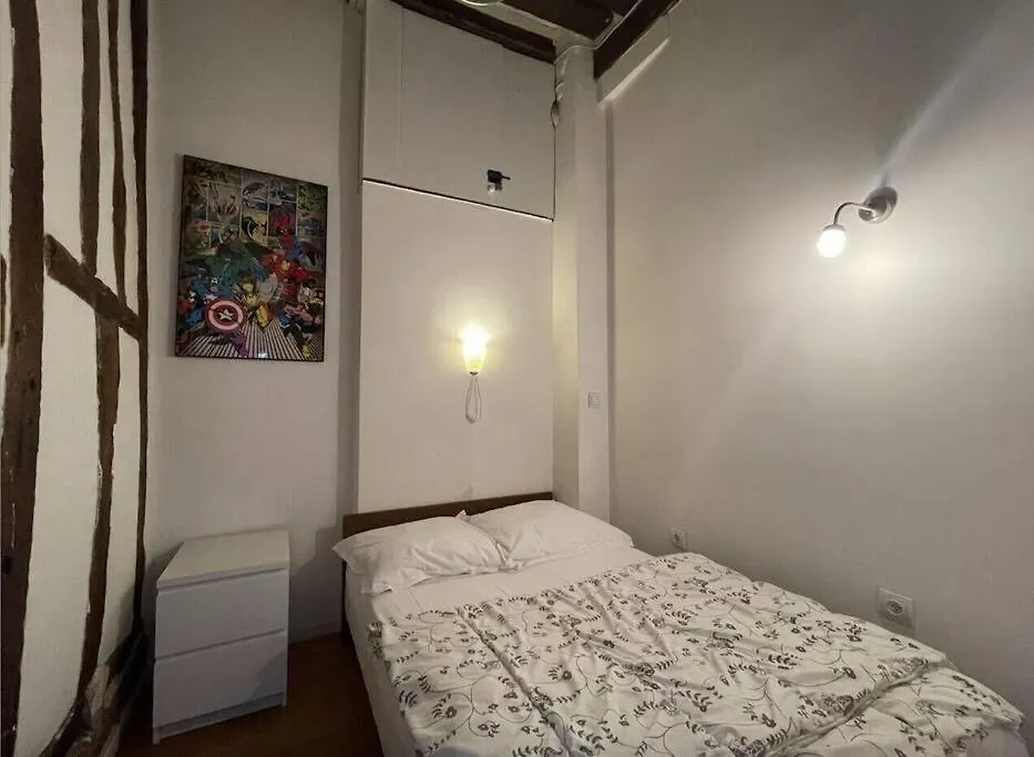 Apartment Charming Apt Rue St Andre Des Arts Paris